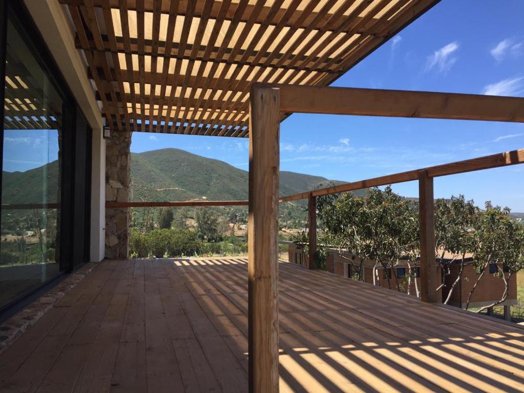 Chalet Nativo - Fabulous Terrace & Vineyard 瓜达鲁佩镇 外观 照片