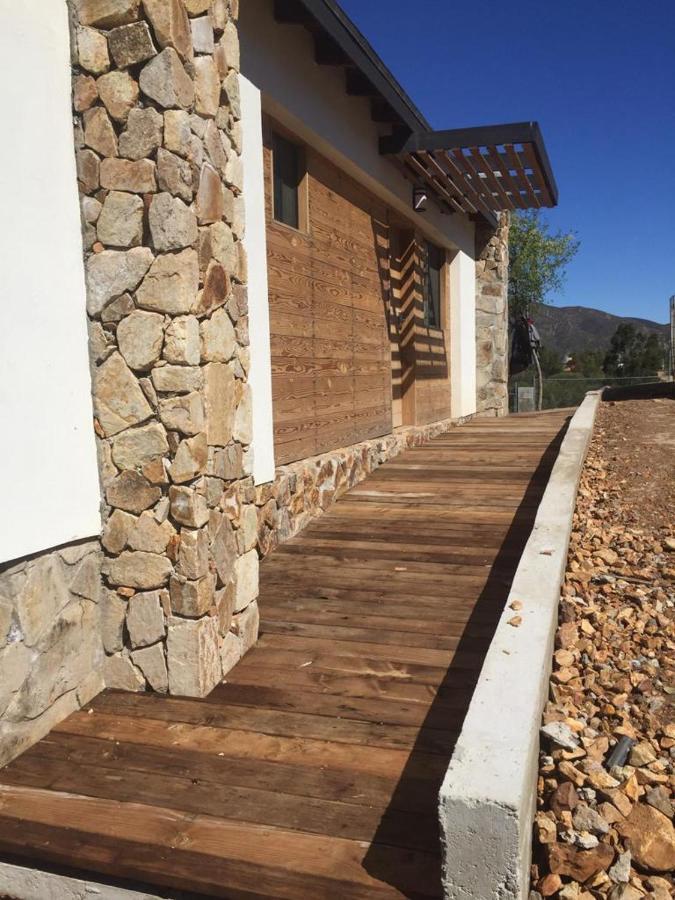 Chalet Nativo - Fabulous Terrace & Vineyard 瓜达鲁佩镇 外观 照片